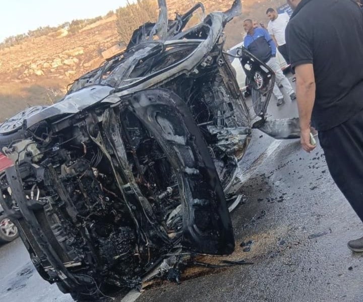 بارتقاء شهيد من جرّاء غارة من مسيّرة اسرائيلية، استهدفت سيارة على الطريق مقابل بلدة البيسارية قضاء صيدا جنوبي لبنان.